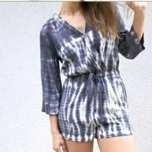 CLOTH & STONE Womens Tie Dye Romper Size XS Y2K Beachy Vacation Festival Boho